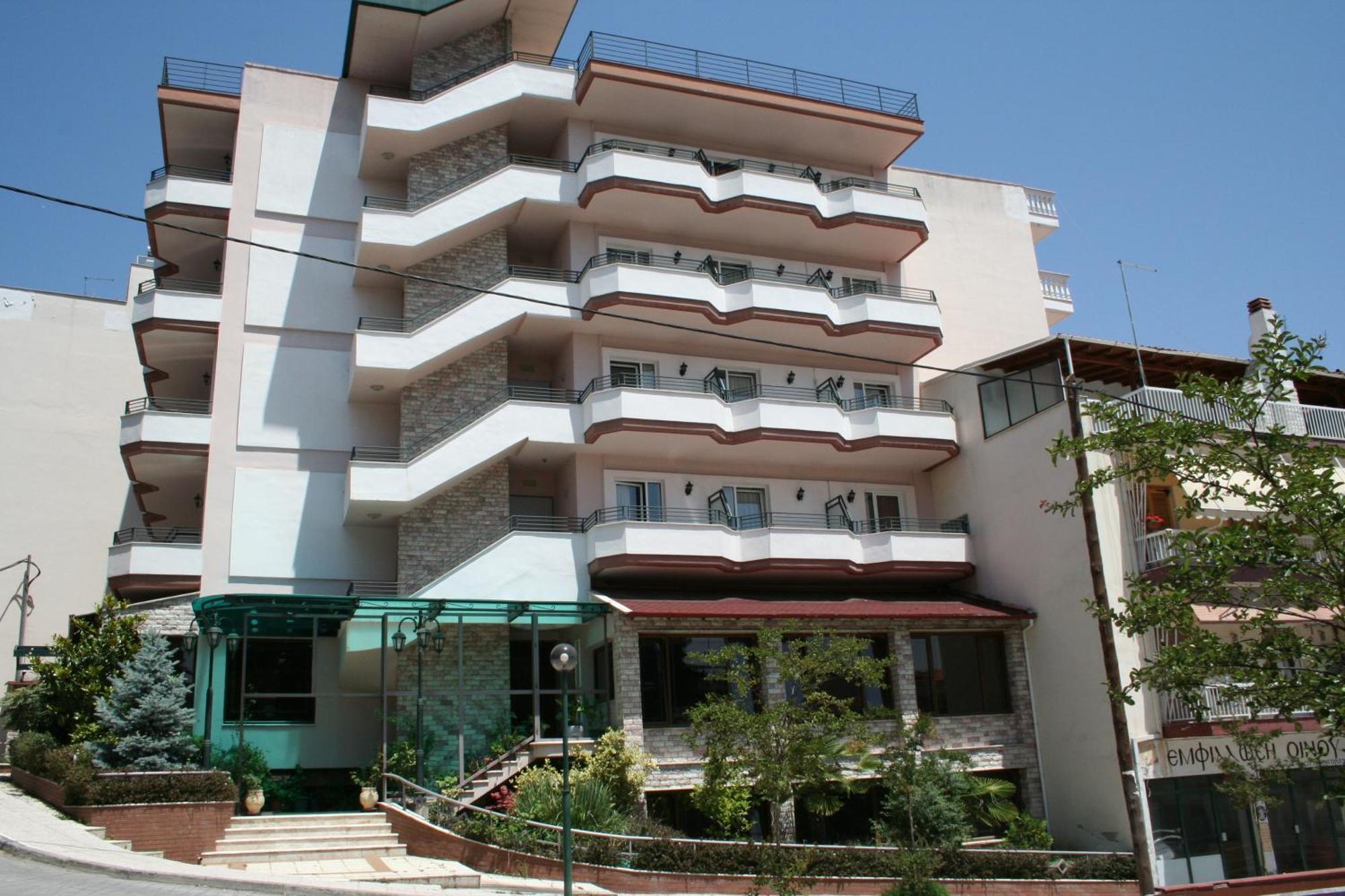 Hotel Pella يانيتسا المظهر الخارجي الصورة