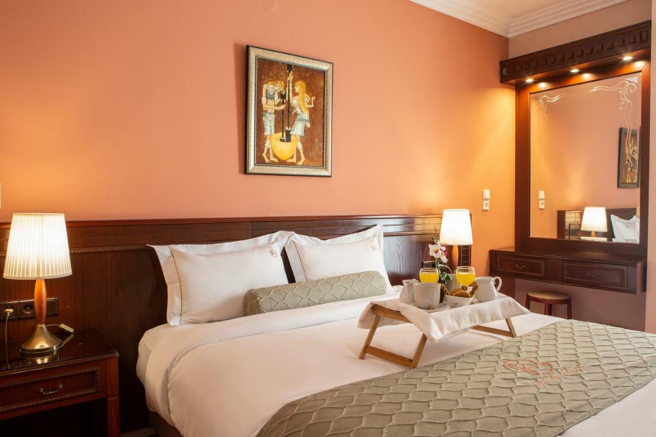 Hotel Pella يانيتسا المظهر الخارجي الصورة