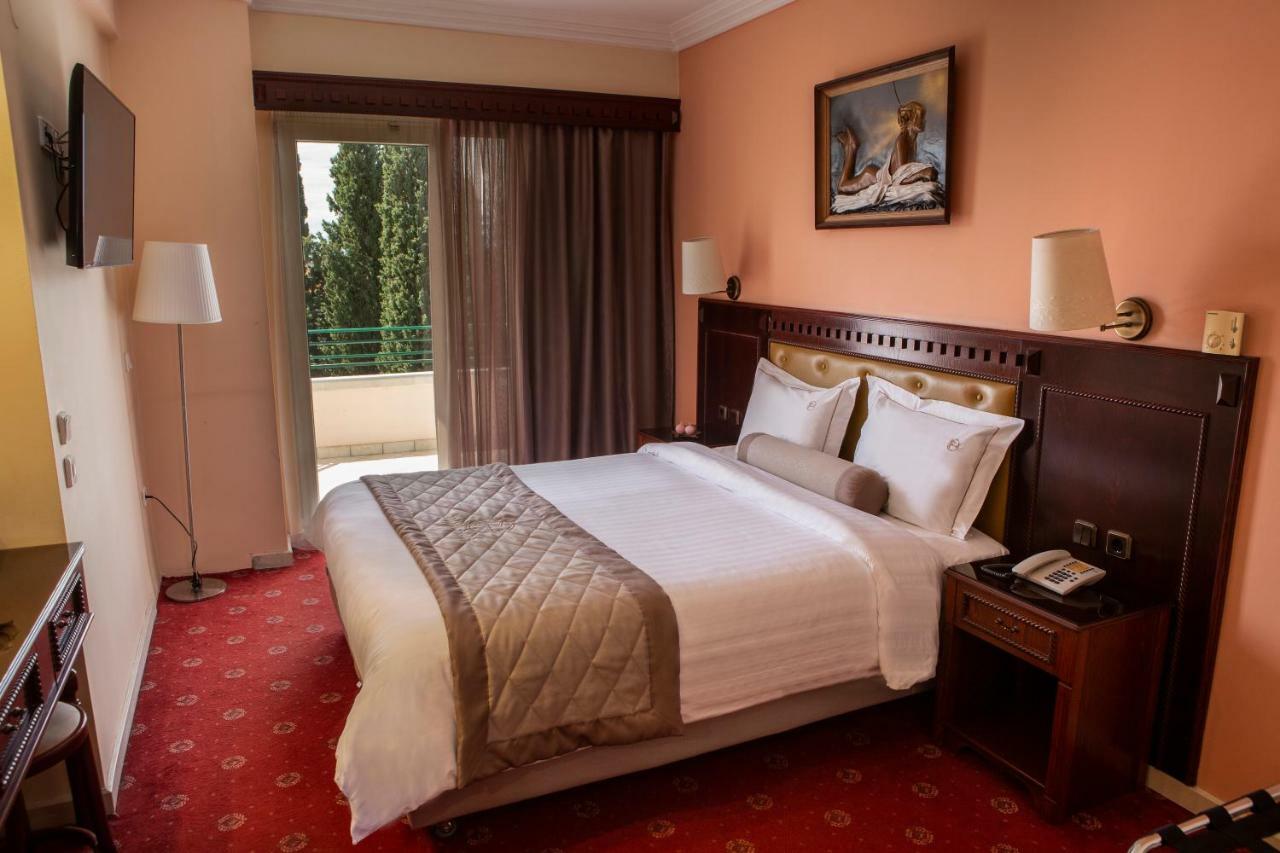 Hotel Pella يانيتسا المظهر الخارجي الصورة