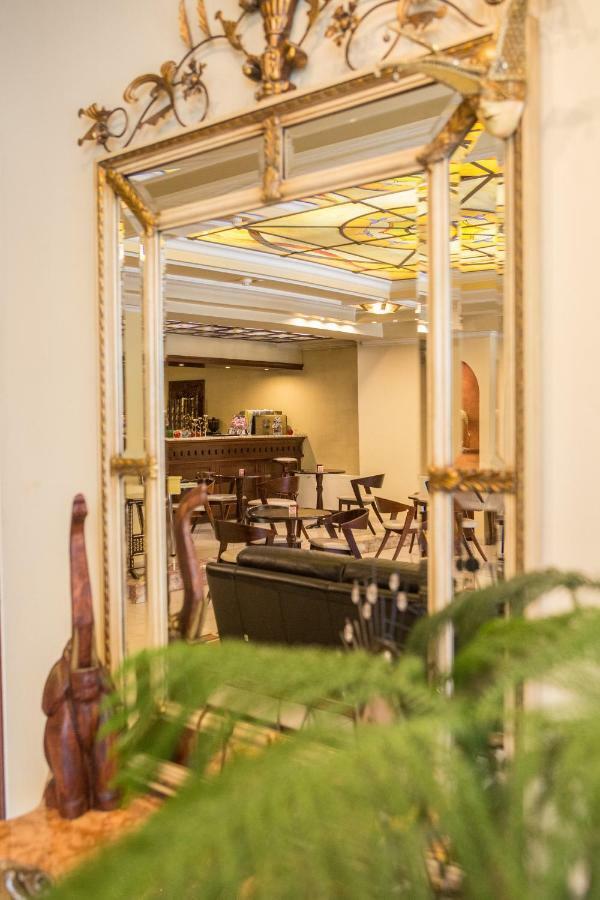 Hotel Pella يانيتسا المظهر الخارجي الصورة